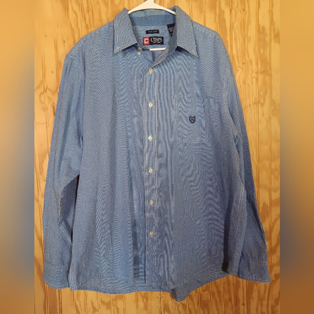 Chap's Men's Casual Blue And White Button Down Shirt